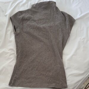 Geel Cap Sleeve Top in Walnut  size small